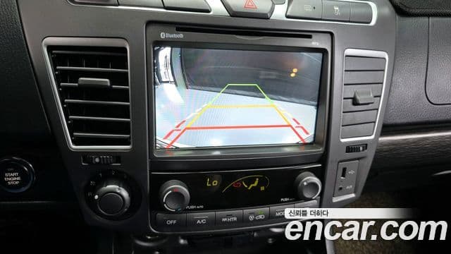 KG모빌리티(SsangYong) Korando 투리스모 4WD outdoor Edition 9인승, 2017 16