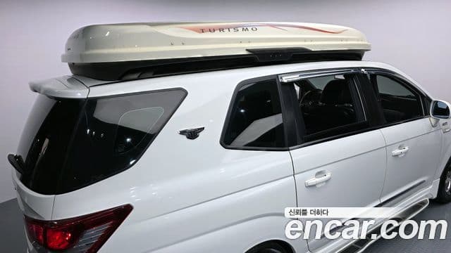 KG모빌리티(SsangYong) Korando 투리스모 4WD outdoor Edition 9인승, 2017 19