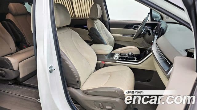 Kia Carnival 4세대 Signature, 2022 10