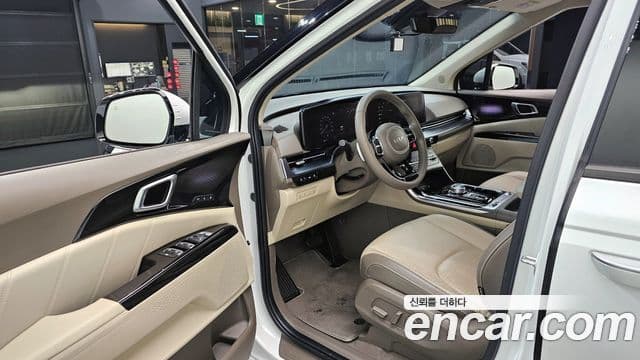 Kia Carnival 4세대 Signature, 2022 11