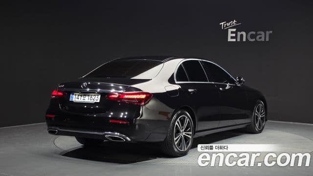 Mercedes-Benz E-класс W213 Avantgarde, 2021 2