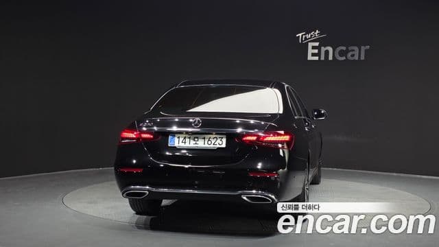 Mercedes-Benz E-класс W213 Avantgarde, 2021 4