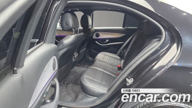 Mercedes-Benz E-класс W213 Avantgarde, 2021 11