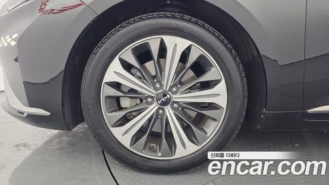 Kia K8 Noblesse, 2022 все фото