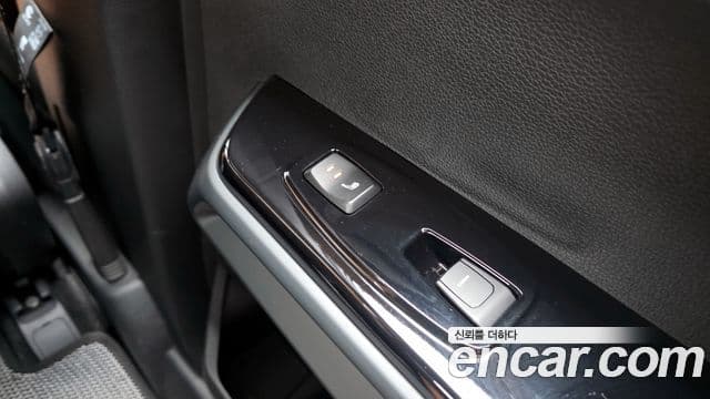 KG모빌리티(SsangYong) Torres T7, 2023 18