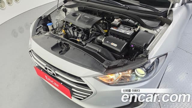 Hyundai Avante AD Style, 2017 6