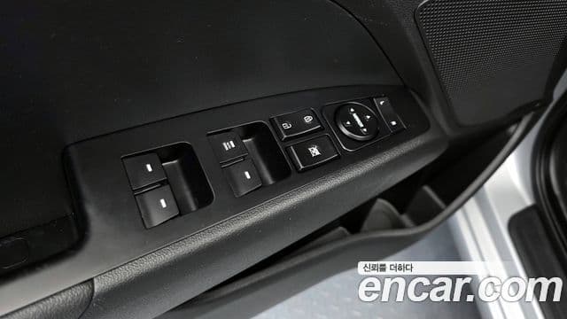 Hyundai Avante AD Style, 2017 11