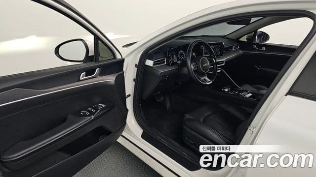 Kia K5 3세대 Prestige, 2022 11