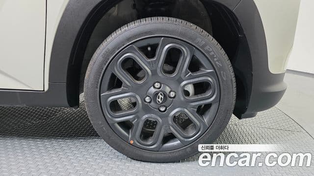 Hyundai Casper турбо D Essential, 2023 все фото