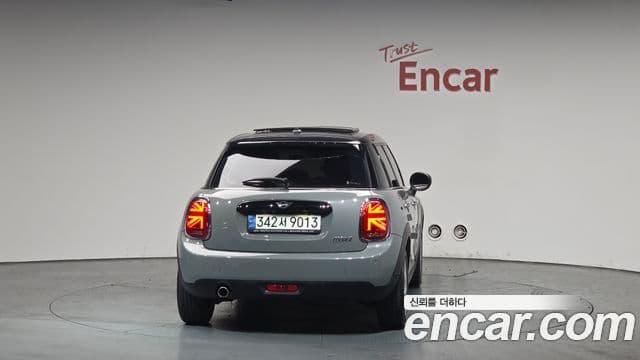 Mini Cooper 3세대, 2021 4
