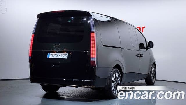 Hyundai Staria Inspiration, 2025 2