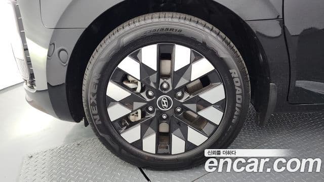 Hyundai Staria Inspiration, 2025 все фото