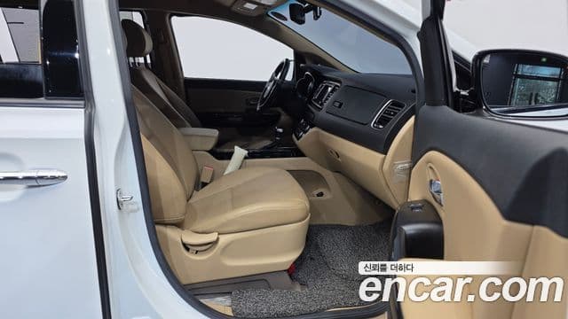 Kia All New Carnival Prestige, 2017 11