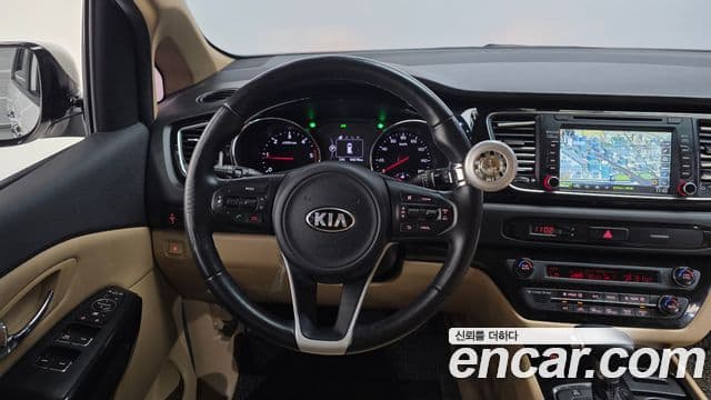 Kia All New Carnival Prestige, 2017 13