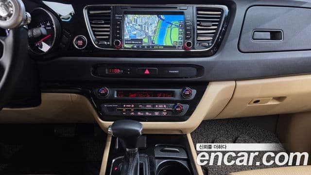 Kia All New Carnival Prestige, 2017 15