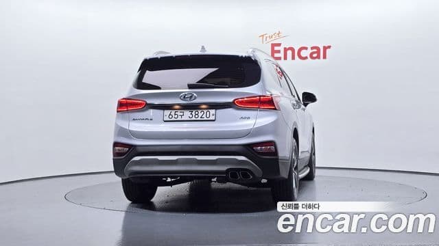 Hyundai Santa Fe TM Exclusive, 2019 4