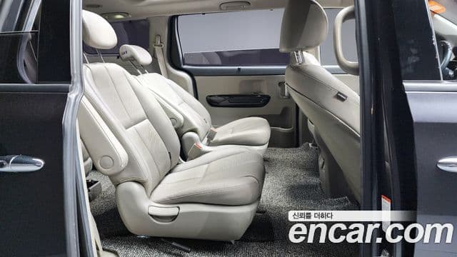 Kia The / новый New Carnival Special, 2019 12