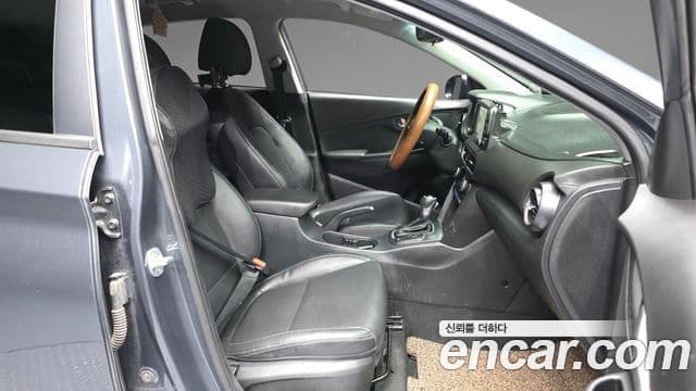 Hyundai Kona Modern Art, 2018 11