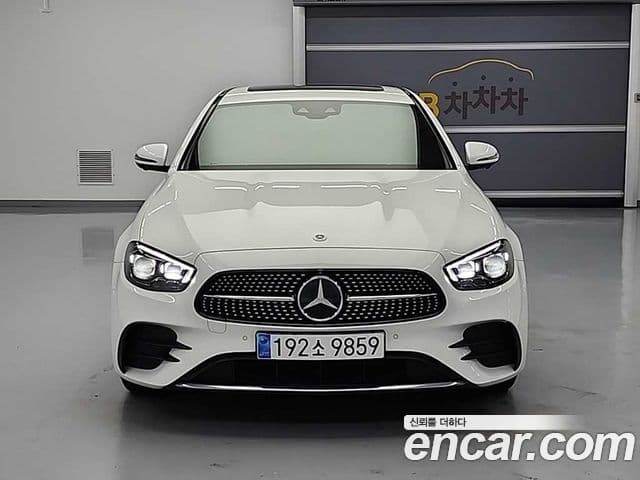 Mercedes-Benz E-класс W213 AMG Line, 2023 1