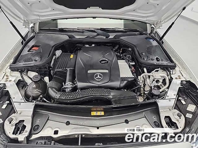 Mercedes-Benz E-класс W213 AMG Line, 2023 все фото