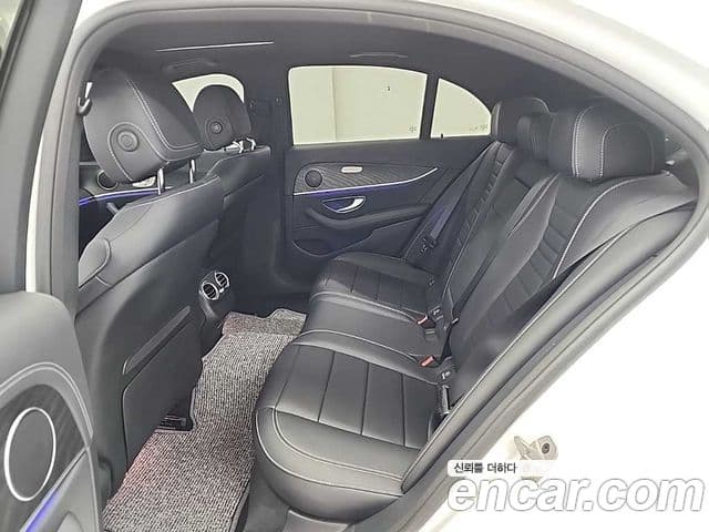 Mercedes-Benz E-класс W213 AMG Line, 2023 12