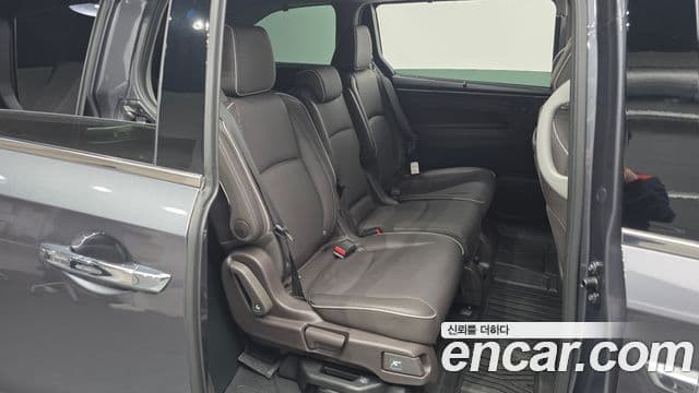 Honda Odyssey 5세대, 2023 12