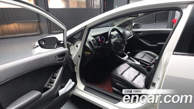 Kia K3 Prestige, 2015 10