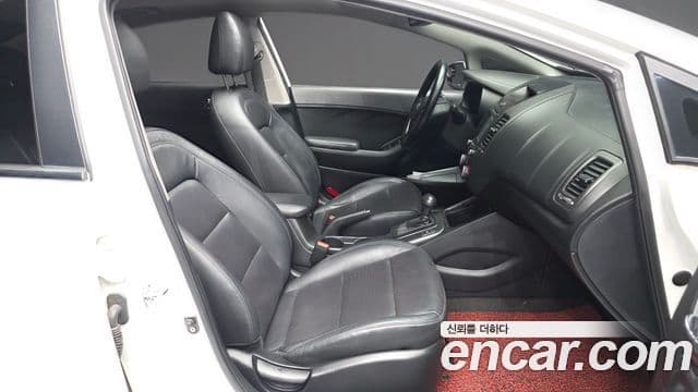 Kia K3 Prestige, 2015 11