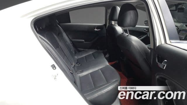 Kia K3 Prestige, 2015 12