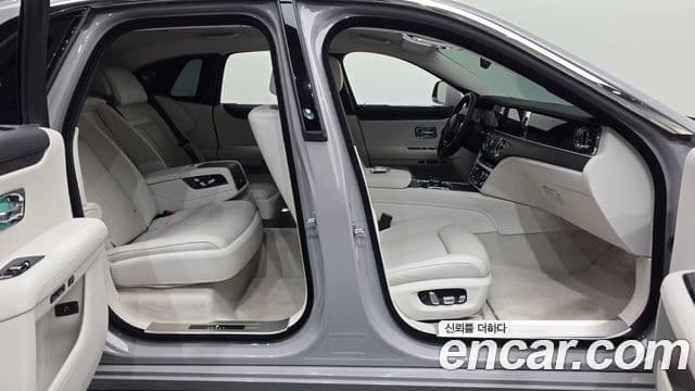Rolls-Royce 고스트 2세대, 2024 15