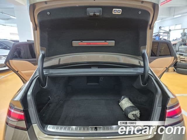 Genesis G90 (RS4) бензин 3.5 турбо AWD, 2023 6