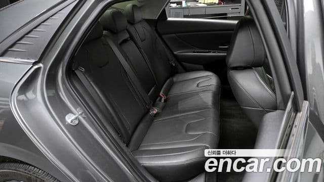 Hyundai Avante (CN7) Inspiration, 2023 12