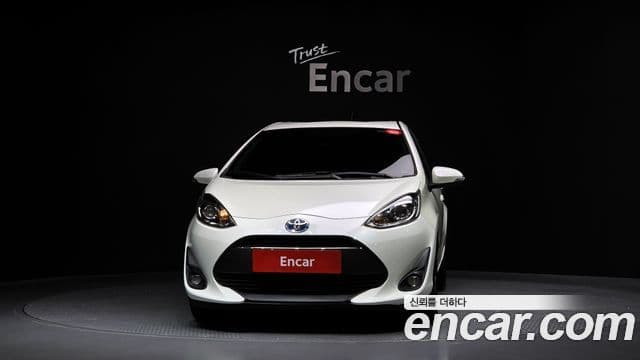 Toyota 프리우스 C, 2019 3