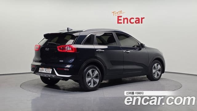 Kia Niro Prestige, 2018 2