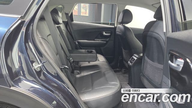 Kia Niro Prestige, 2018 12