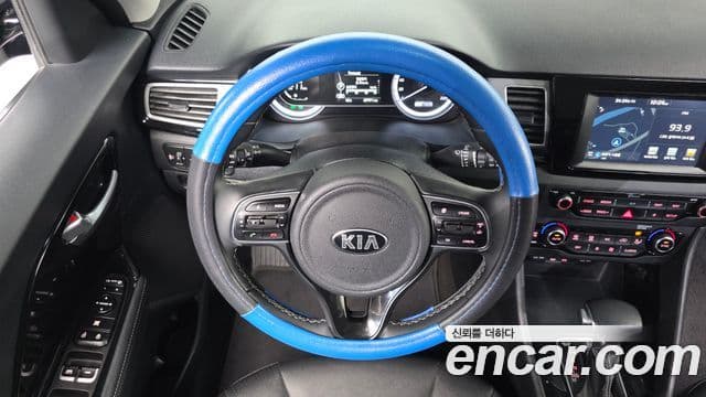 Kia Niro Prestige, 2018 13