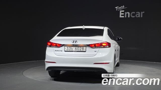 Hyundai Avante AD 1.6 GDI Value Plus, 2018 4