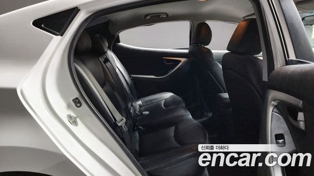 Hyundai Avante MD Luxury, 2012 12