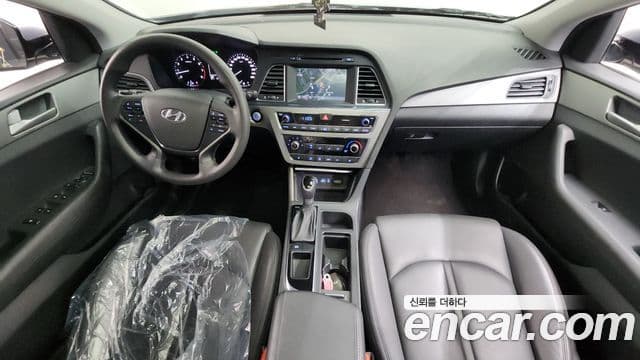 Hyundai LF Sonata Style, 2015 7