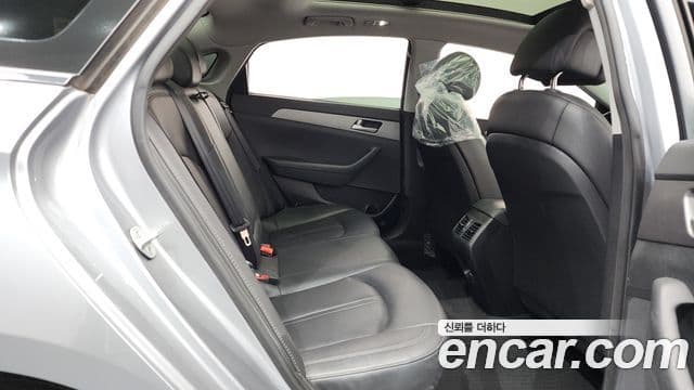 Hyundai LF Sonata Style, 2015 12