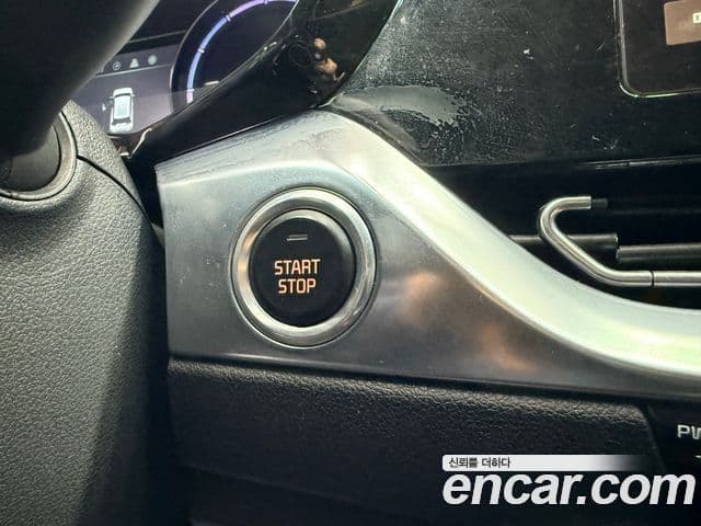 Kia Niro Plus Light (таксомоторный тип), 2023 16