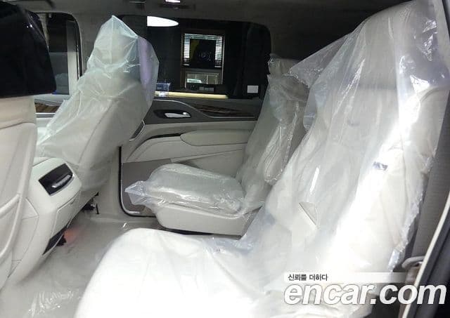 Cadillac Escalade 5세대 ESV Premium Luxury Platinum, 2022 13