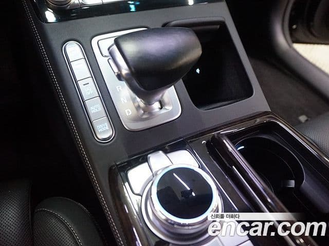 Genesis G90 Luxury, 2019 9