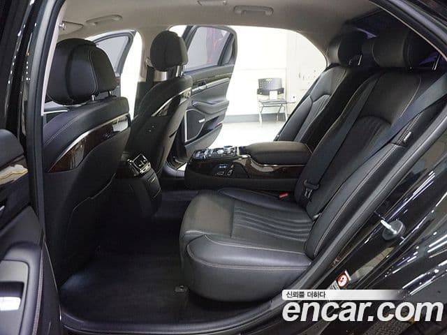 Genesis G90 Luxury, 2019 11