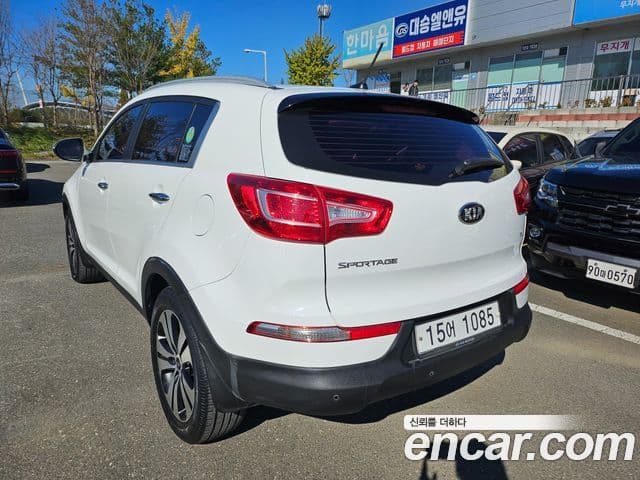 Kia Sportage R Premium, 2013 4