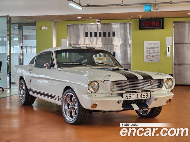 Ford Mustang Shelby GT350 купе, 1980 1