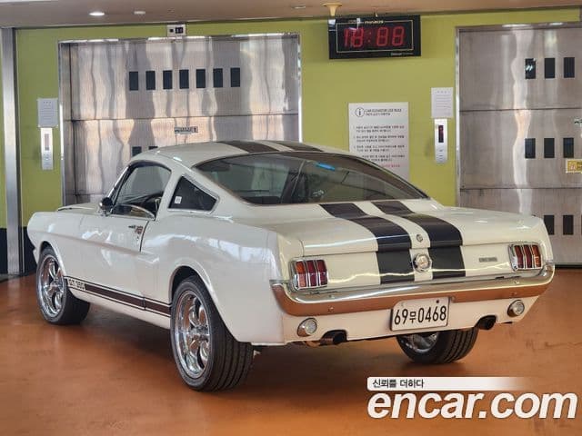 Ford Mustang Shelby GT350 купе, 1980 2