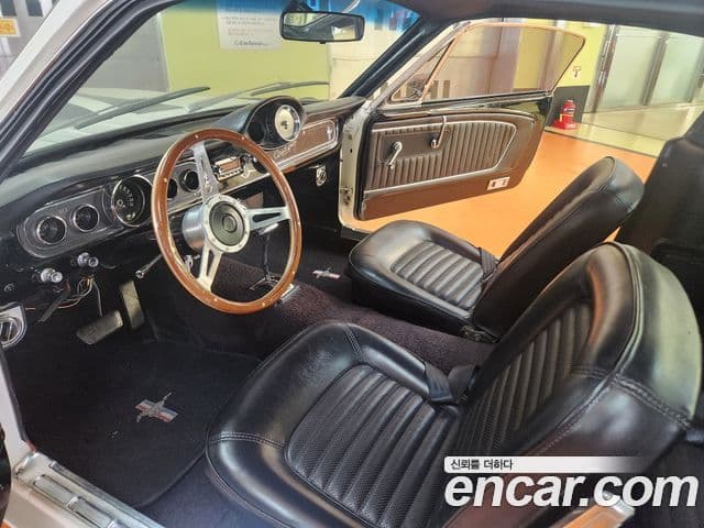 Ford Mustang Shelby GT350 купе, 1980 18