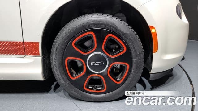 Fiat 500e, 2017 все фото