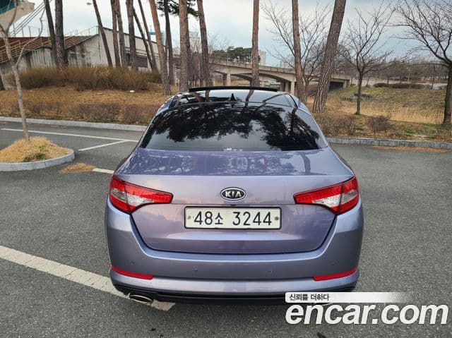 Kia K5 Prestige, 2011 4